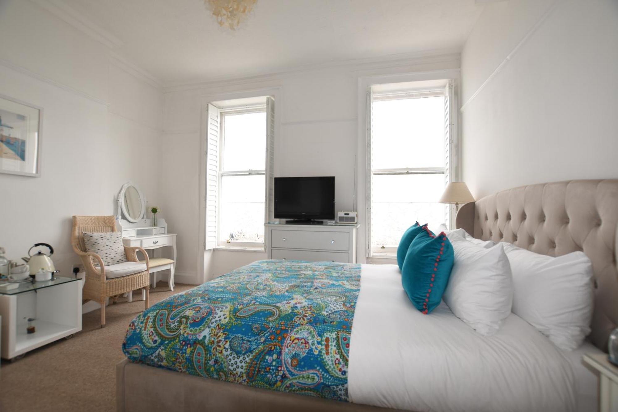 No. 98 Boutique Hotel Weymouth Room photo